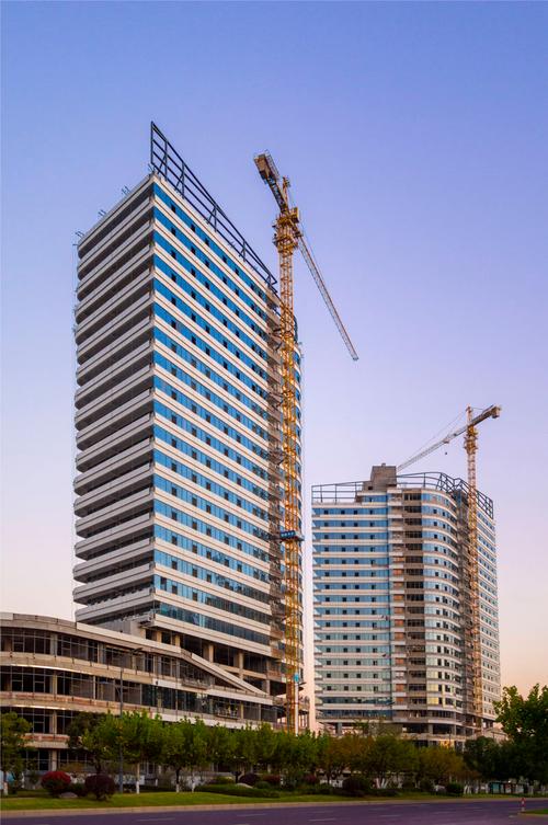 萬方宏盛科技集團(tuán)投資承建的上饒市建筑科技產(chǎn)業(yè)園項(xiàng)目榮膺上饒市文明示范工地稱號(hào)
